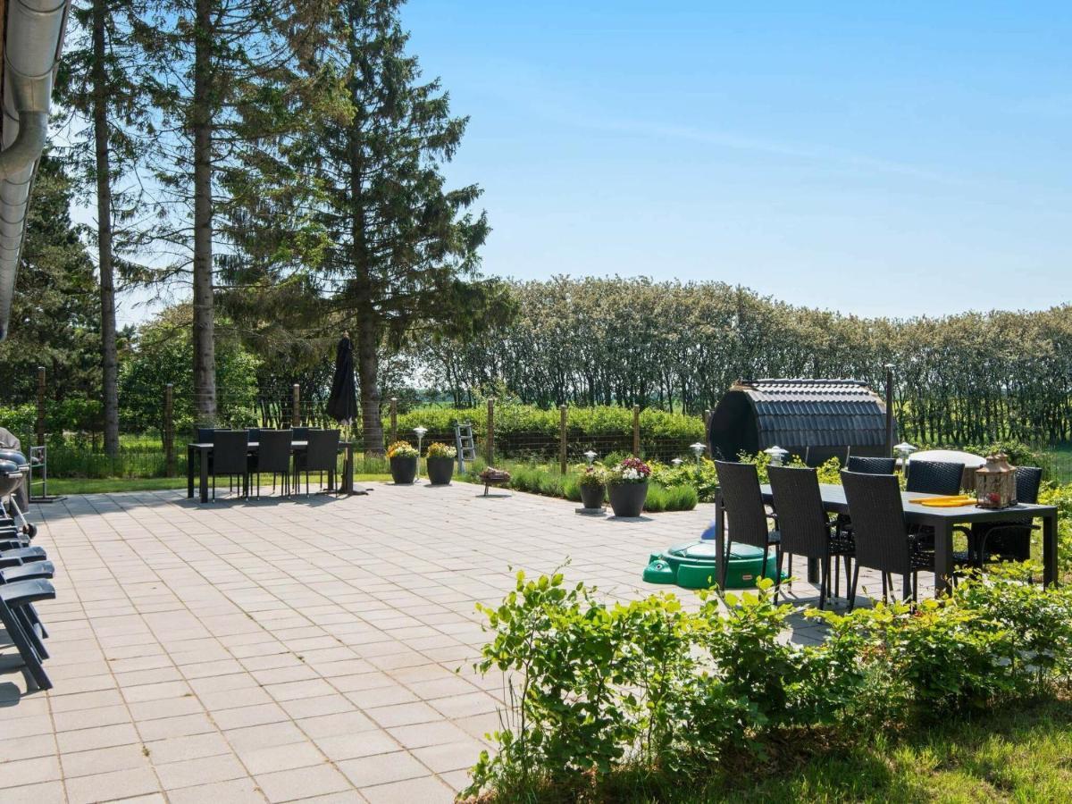 10 Person Holiday Home In Glesborg Oda fotoğraf